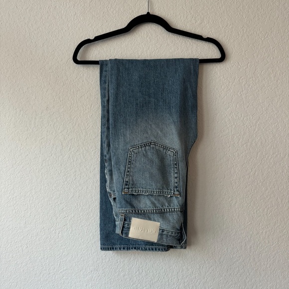 GRLFRND ‘Bella Lowrise Jeans’ - Picture 7 of 9